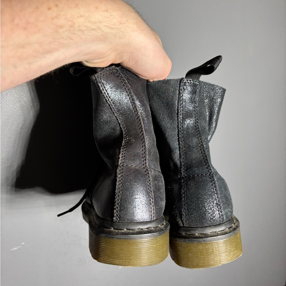 Dr. Martens Metallic Pascal 1460 Women’s Size 8 - Picture 4 of 9